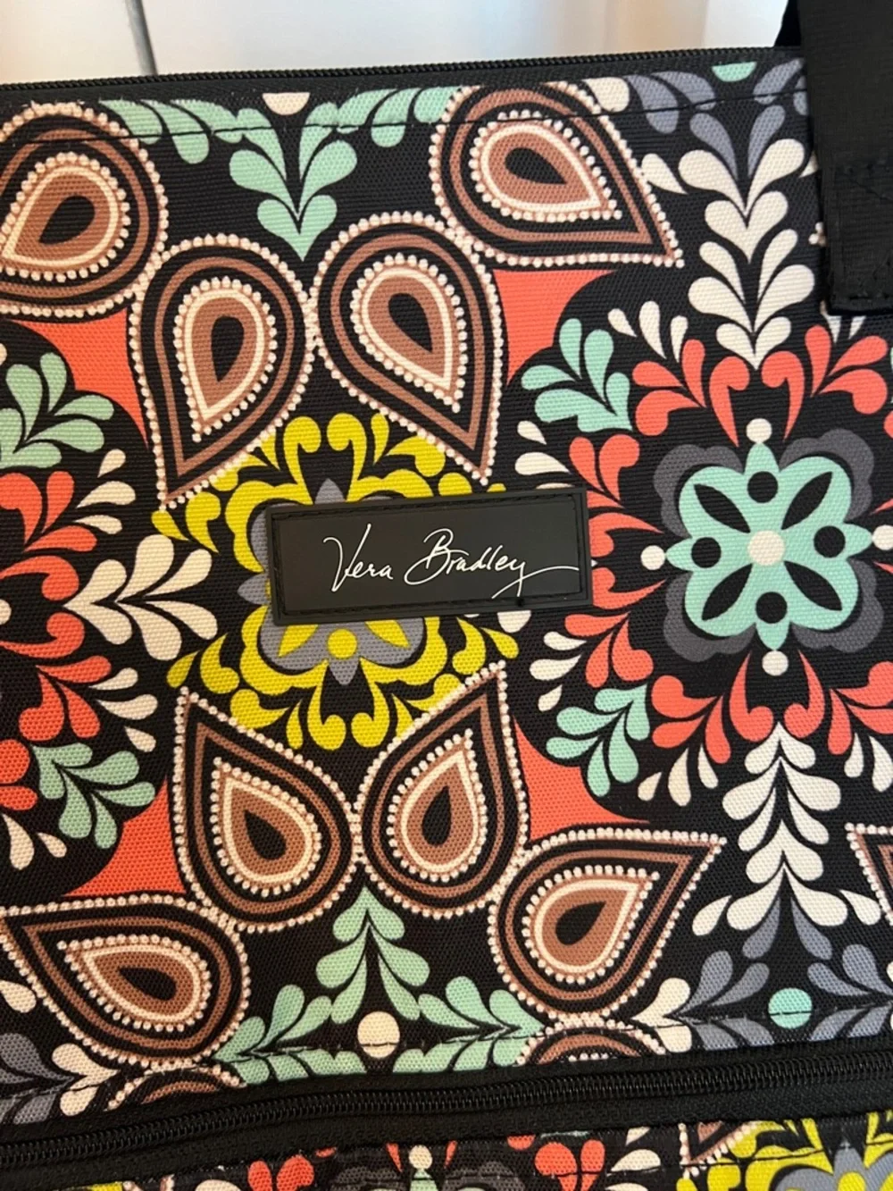 Vera Bradley Sierra Bundle 2 Pc Tote‎ + Crossbody Floral Medallion Travel Bag